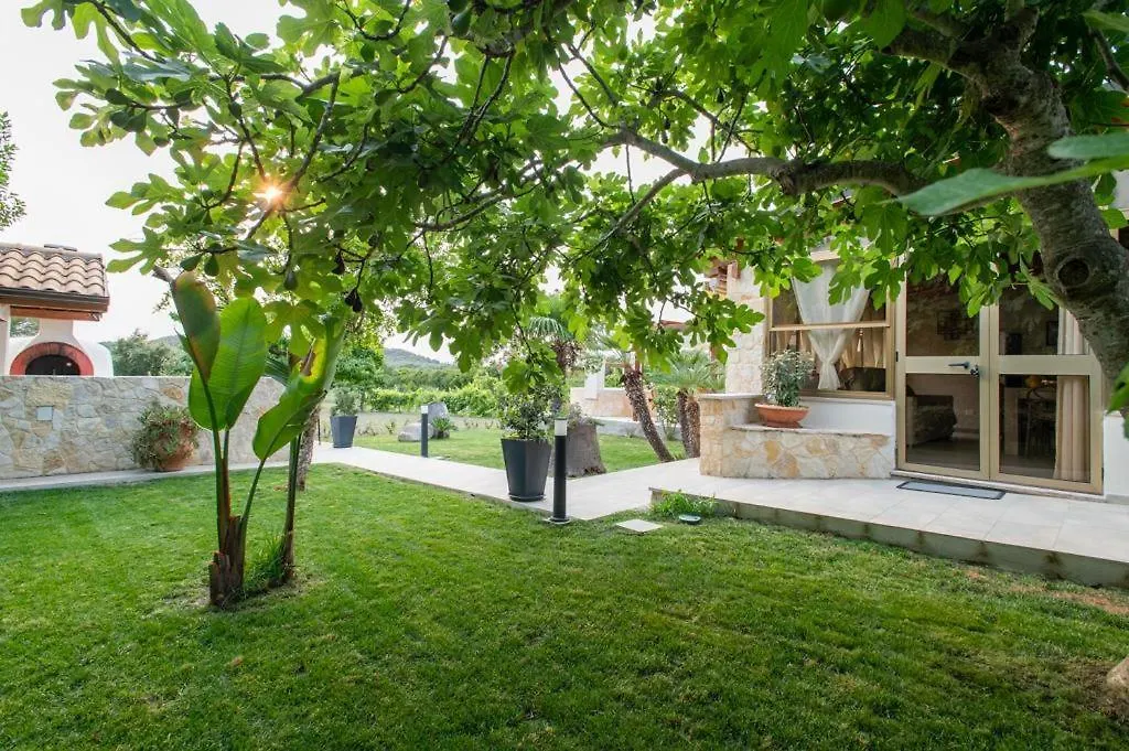 Vila Casa Karin Alghero 0*,  Itálie